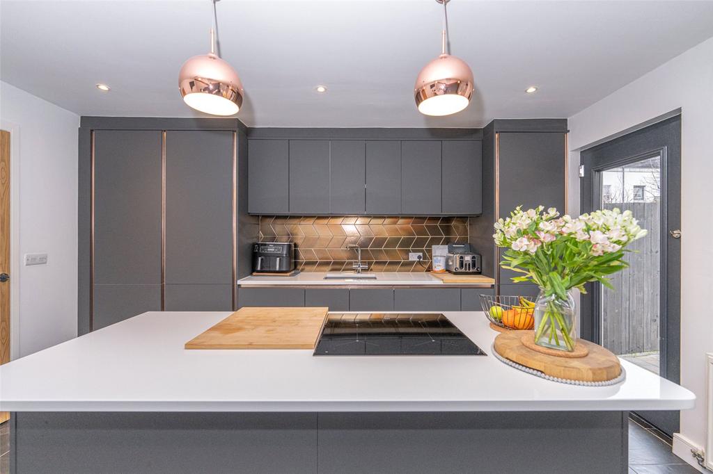 Dining Kitchen Alt