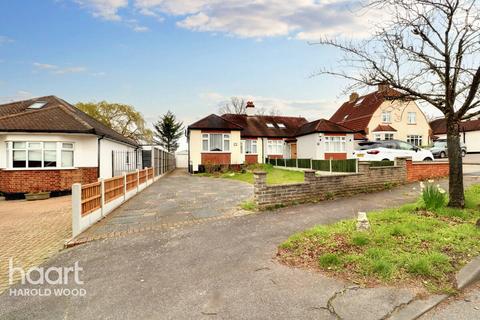 69 Shepherds Hill, Romford, RM3 0NP
