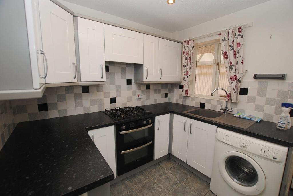 Vineyard Drive, Wellington, TF1 1SE 2 bed detached bungalow for sale