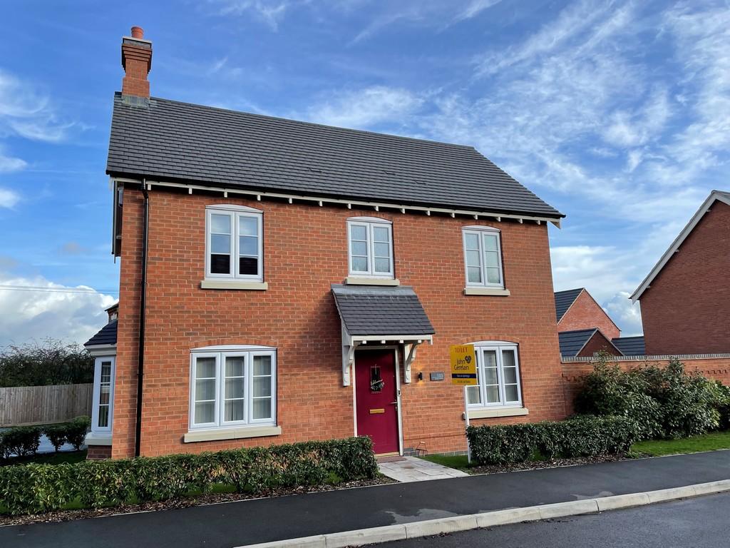 Spring Avenue, AshbydelaZouch 3 bed detached house £350,000