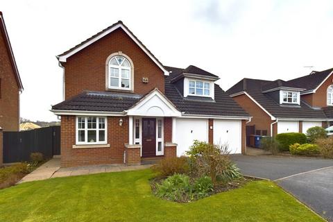 4 bedroom detached house for sale, Stanway Close, Uttoxeter