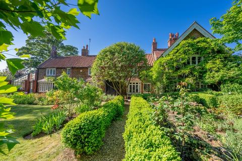 5 bedroom detached house for sale, Heacham