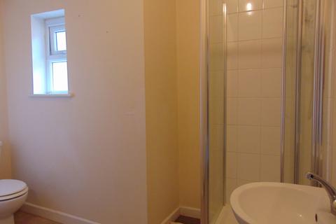 1 bedroom flat to rent, Bitterne Road West, Southampton