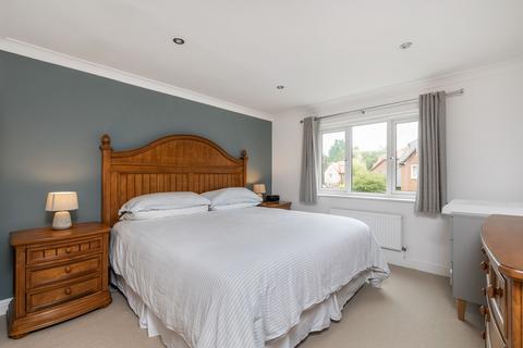 7 Monarch Way, Winchester, SO22 5QU