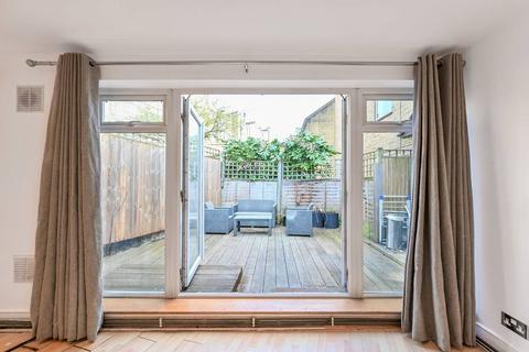 1 bedroom flat for sale, Grafton Crescent, Kentish Town, London, NW1