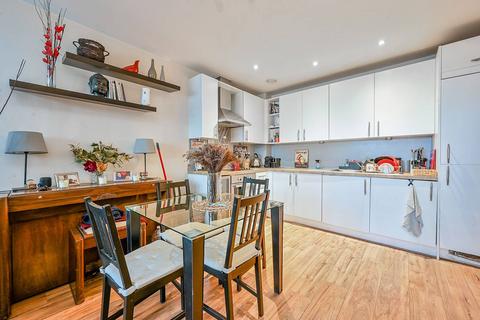 Luminosity Court, Ealing, London, W13