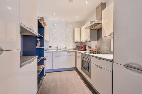 2 bedroom flat to rent, Luma Apartments, Park Royal, London, NW10