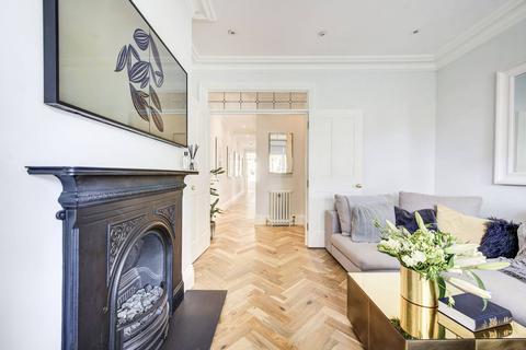 2 bedroom flat for sale, Colehill Gardens, Fulham, London, SW6
