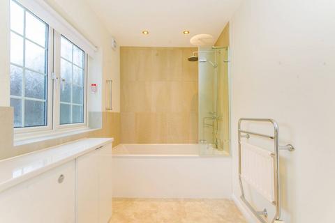 86 Halton Road, London, N1 2AD