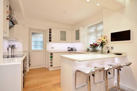 2 bedroom flat to rent, Portsea Place, Hyde Park Estate, London, W2