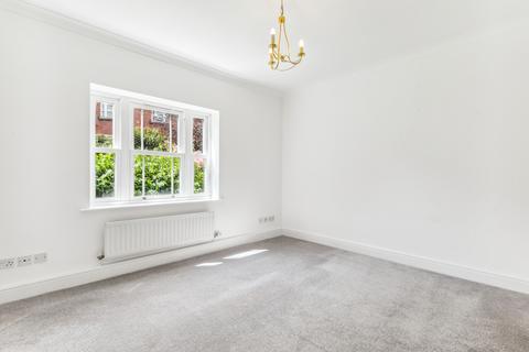 2 bedroom flat for sale, Trinity Church Road, Barnes, London