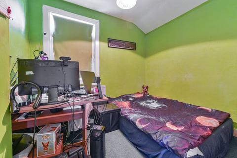 53 Haslemere Road, Thornton Heath, CR7 7BF