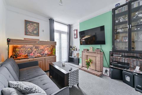 3 bedroom terraced house for sale, Haslemere Road, Thornton Heath, CR7