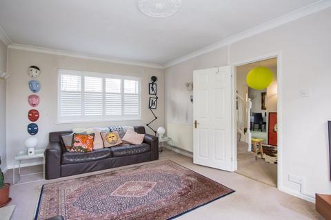 3 bedroom detached house for sale - Lavernock Road, Penarth