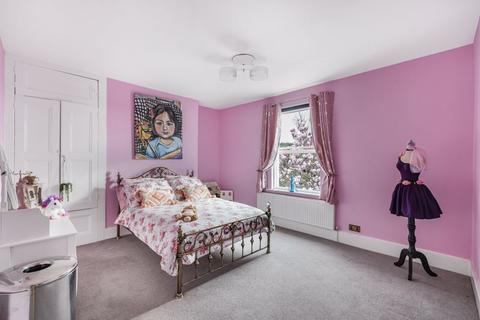 11 Warren Road, Bexleyheath, DA6 7LU