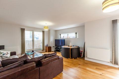 2 bedroom flat to rent - Branch Place, Hoxton, London, N1