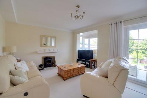 4 bedroom detached house for sale, Woodside Road, West Purley