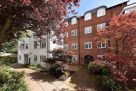 2 bedroom apartment for sale - Tatton Court, King Street, Knutsford