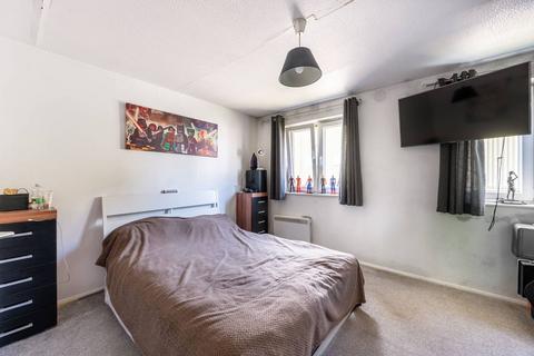 1 bedroom flat for sale, Long Drive, Greenford, UB6