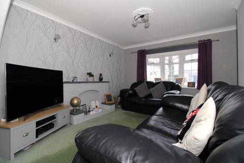 3 bedroom semi-detached house for sale - Lindon Close, Brownhills, WS8 6DH