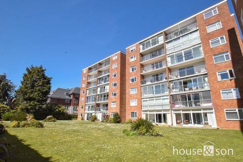 3 bedroom apartment for sale - Cedar Manor, 19-21 Poole Road, Westbourne, Bournemouth, BH4