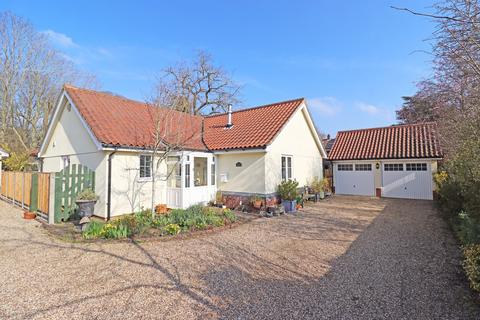 3 bedroom detached bungalow for sale, Water Farm Drive, Raydon