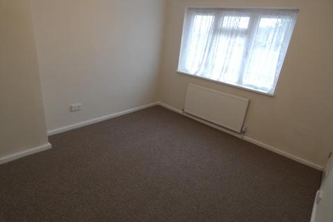 3 bedroom end of terrace house to rent, Bedford MK41