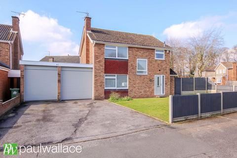 3 bedroom detached house for sale, Woodstock Road, Broxbourne