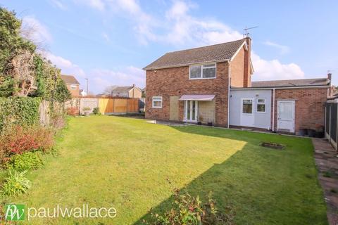 3 bedroom detached house for sale, Woodstock Road, Broxbourne