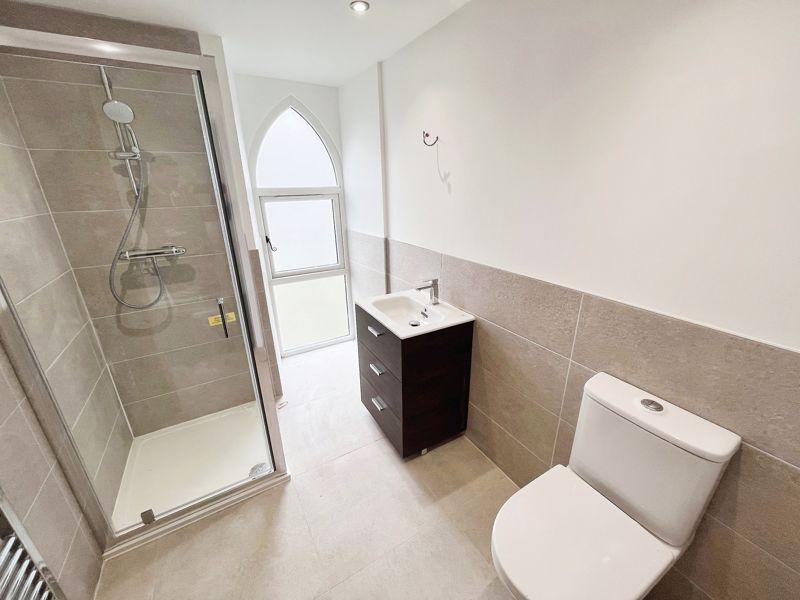 Ensuite