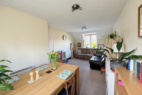 2 bedroom apartment for sale, Walkers Way, Kenilworth