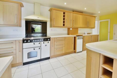 3 bedroom semi-detached house for sale, High Road, Ashton Keynes, Wiltshire