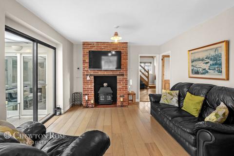 64 Bentley Road, Weeley, Clacton-on-sea, CO16 9DT
