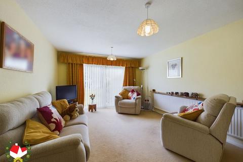 48 Well Cross Road, Gloucester, GL4 6RA