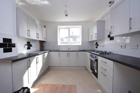 5 bedroom terraced house for sale, Alma Road, Sheerness