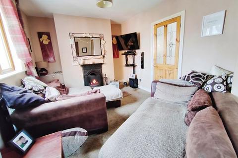 2 bedroom end of terrace house for sale, Marks Avenue, Carlisle