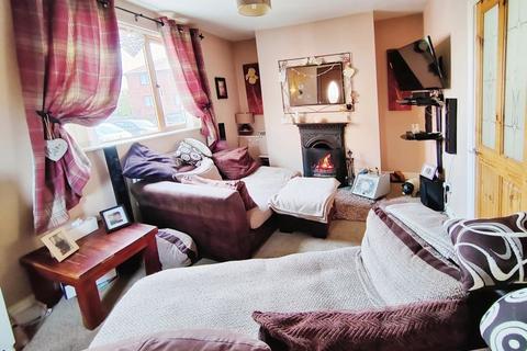 2 bedroom end of terrace house for sale, Marks Avenue, Carlisle