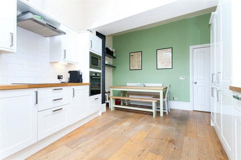 133b Rendlesham Road, London, E5 8PA