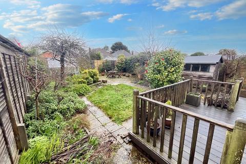 2 bedroom detached bungalow for sale, MUDEFORD  CHRISTCHURCH