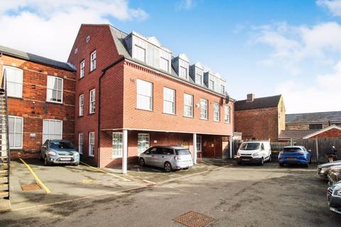 2 bedroom apartment for sale, The Crescent, Bedford MK40