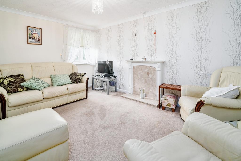 Lounge/bedroom two