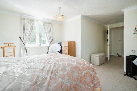 2 bedroom apartment for sale, Hudsons Court, Potters Bar EN6