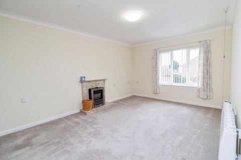 2 bedroom flat for sale, Millstream Way, Leighton Buzzard LU7