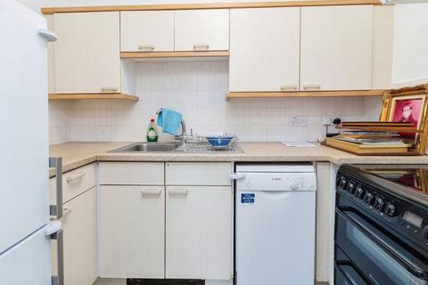 2 bedroom flat for sale, Millstream Way, Leighton Buzzard LU7