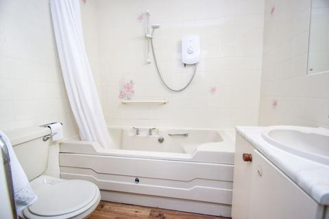 1 bedroom flat for sale - Fentiman Way, Hornchurch RM11