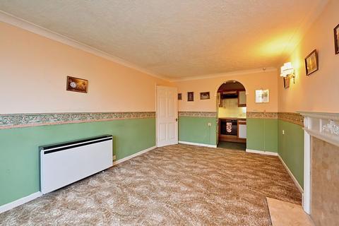 1 bedroom flat for sale, Turners Hill, Cheshunt EN8