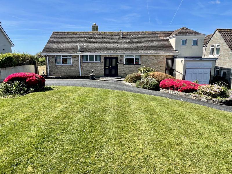 Sea Road, St. Austell PL25 4 bed bungalow for sale £825,000