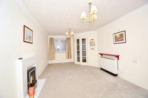 1 bedroom flat for sale, Darkes Lane, Potters Bar EN6