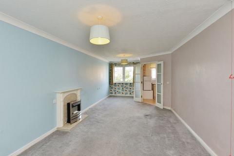 2 bedroom flat for sale, Clifford Avenue, Milton Keynes MK2