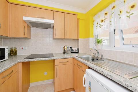 1 bedroom flat for sale, High Street, Cheshunt EN8